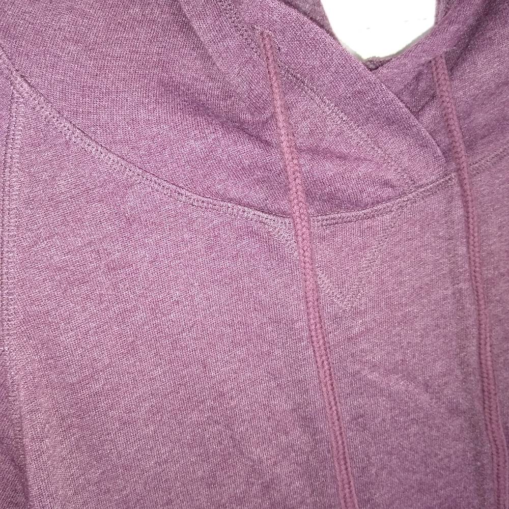 Purple pull over - Picture 2 of 4